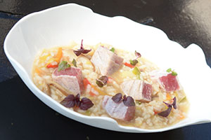 Arroz caldoso y rápido con sabor de Japón