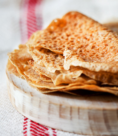 Creps de fajol en gra sencer amb llet de coco