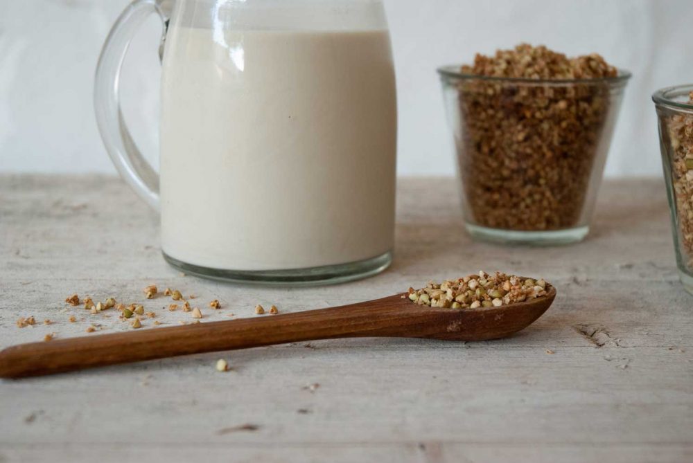 Cruixent de fajol germinat amb coco i masala chai