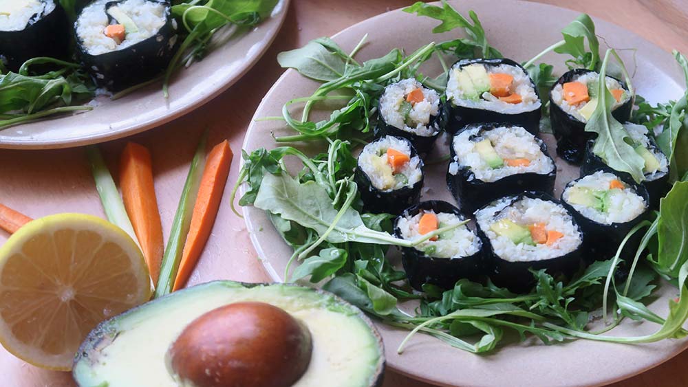 Makis de coliflor amb salsa antiinflamatòria