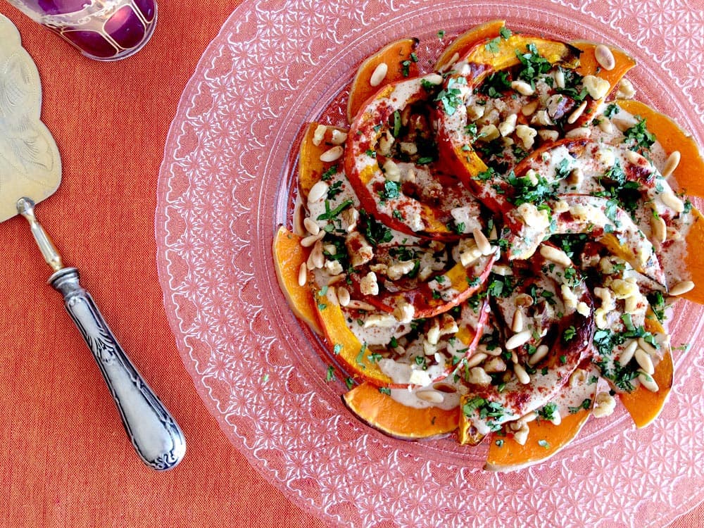 Calabaza asada con tahina picante