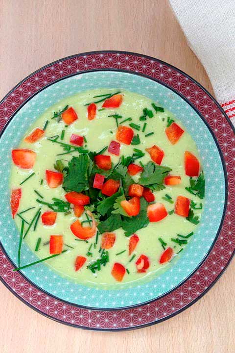Crema freda crudivegana de cogombre i alvocat