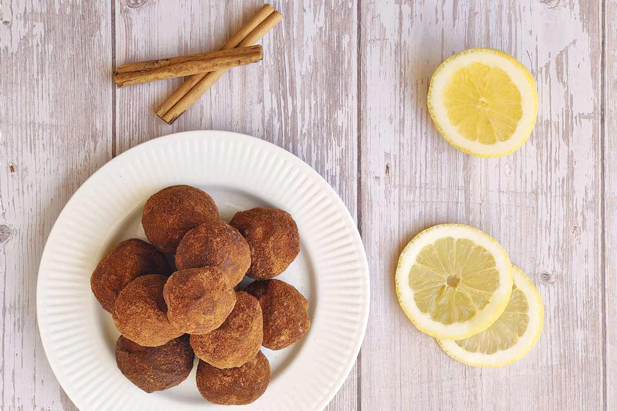 ‘Fatbombs’ heladas de leche merengada