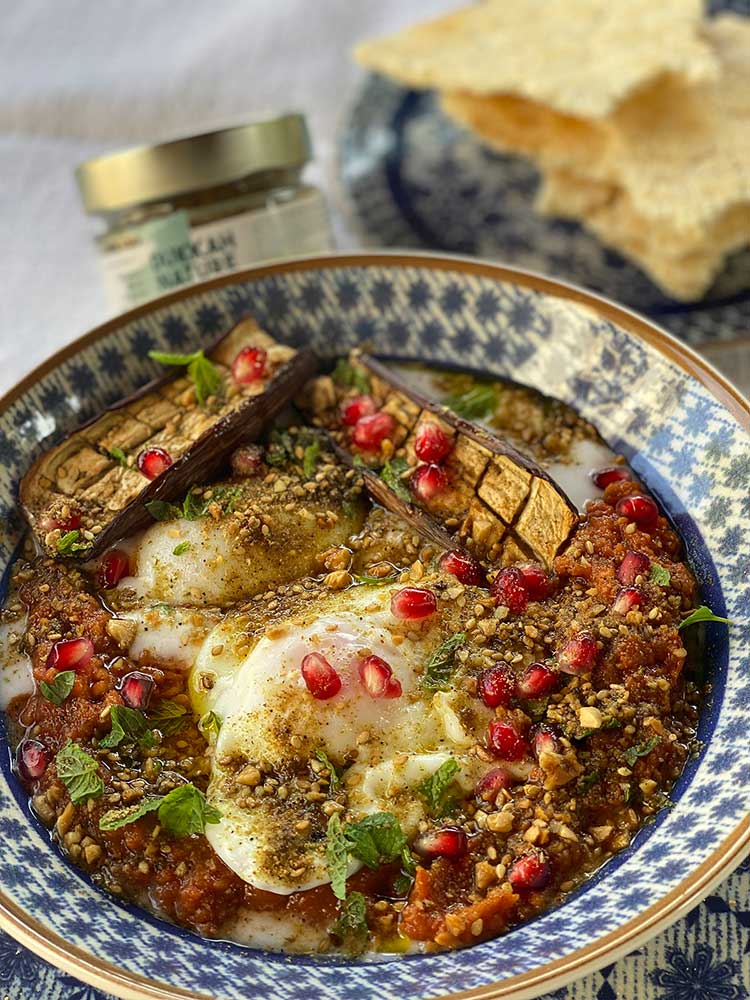 Huevos turcos con dukkah