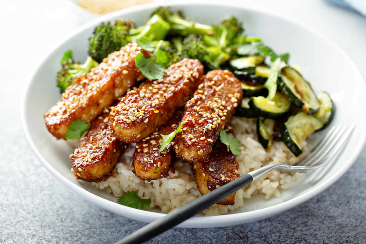 Tempeh de cigrons marinat