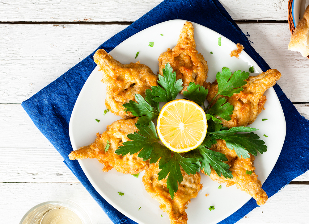 Alcachofas en tempura de garbanzo