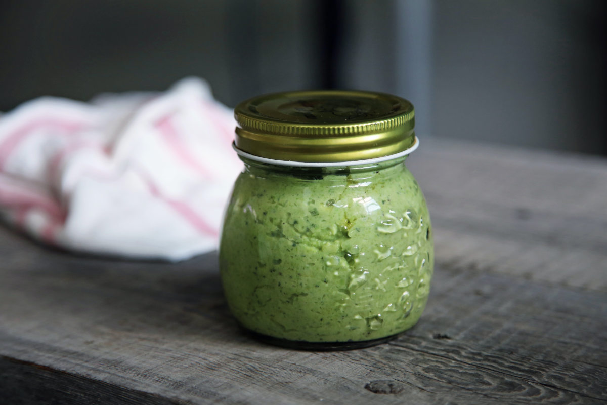 Pesto de macadamias