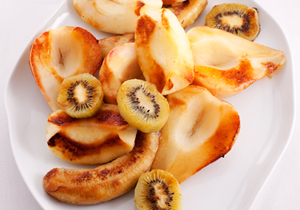Fruta fresca asada