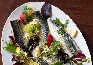 Caballa con escabeche de limón