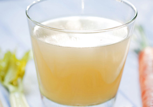 Caldo depuratiu amb kombu i xiitake