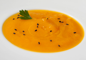Crema de calabaza y lentejas rojas con jengibre