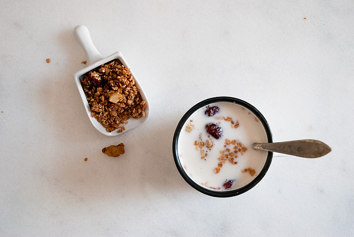 Muesli con macadamias y arándanos
