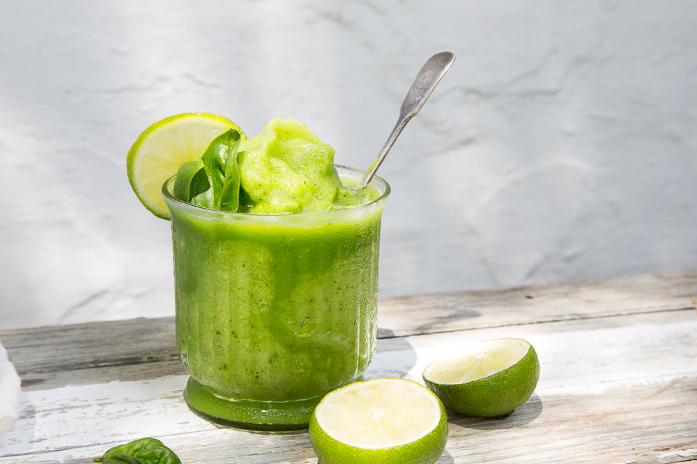 Granizado de melón, pepino y lima