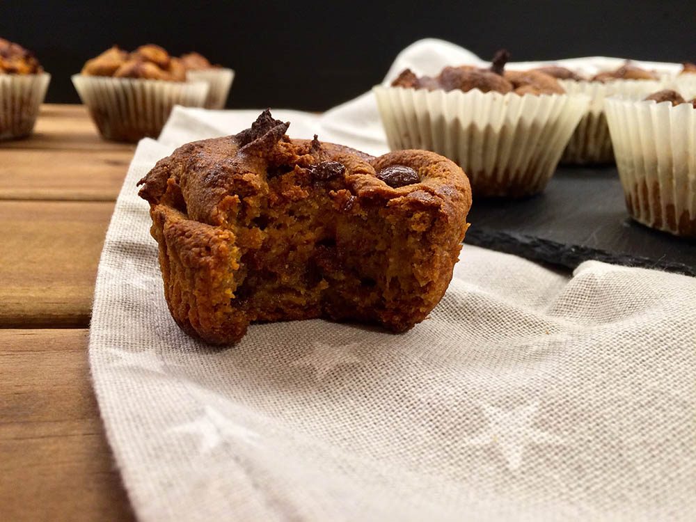 Muffins de chufa y boniato con gotas de chocolate