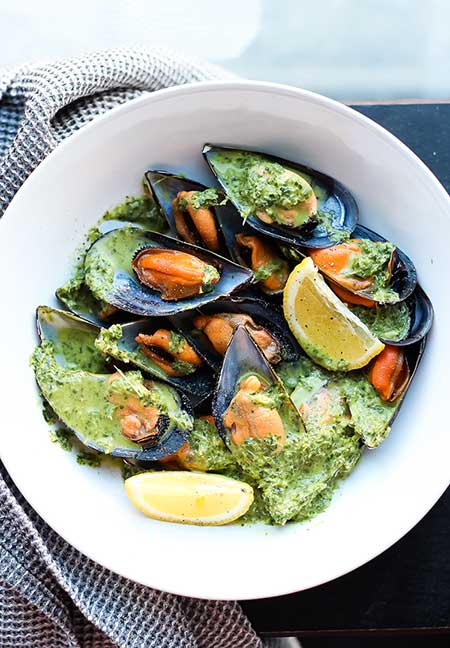 Mejillones con salsa verde