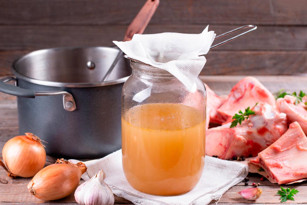 Caldo de huesos
