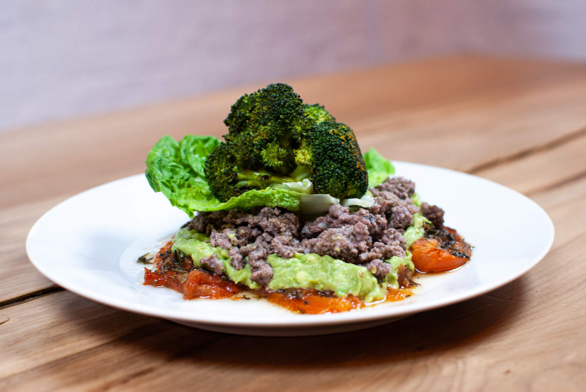 Carne picada y brócoli al horno