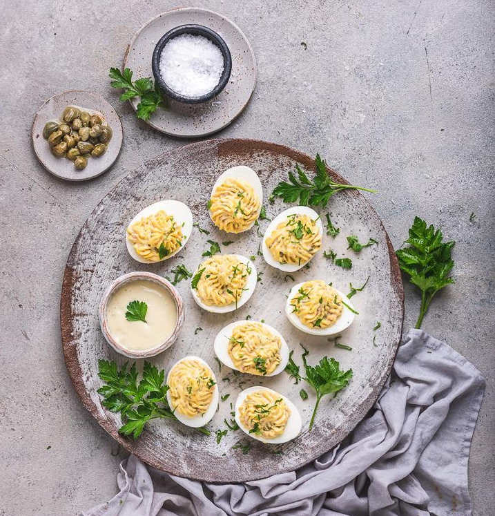 Huevos rellenos
